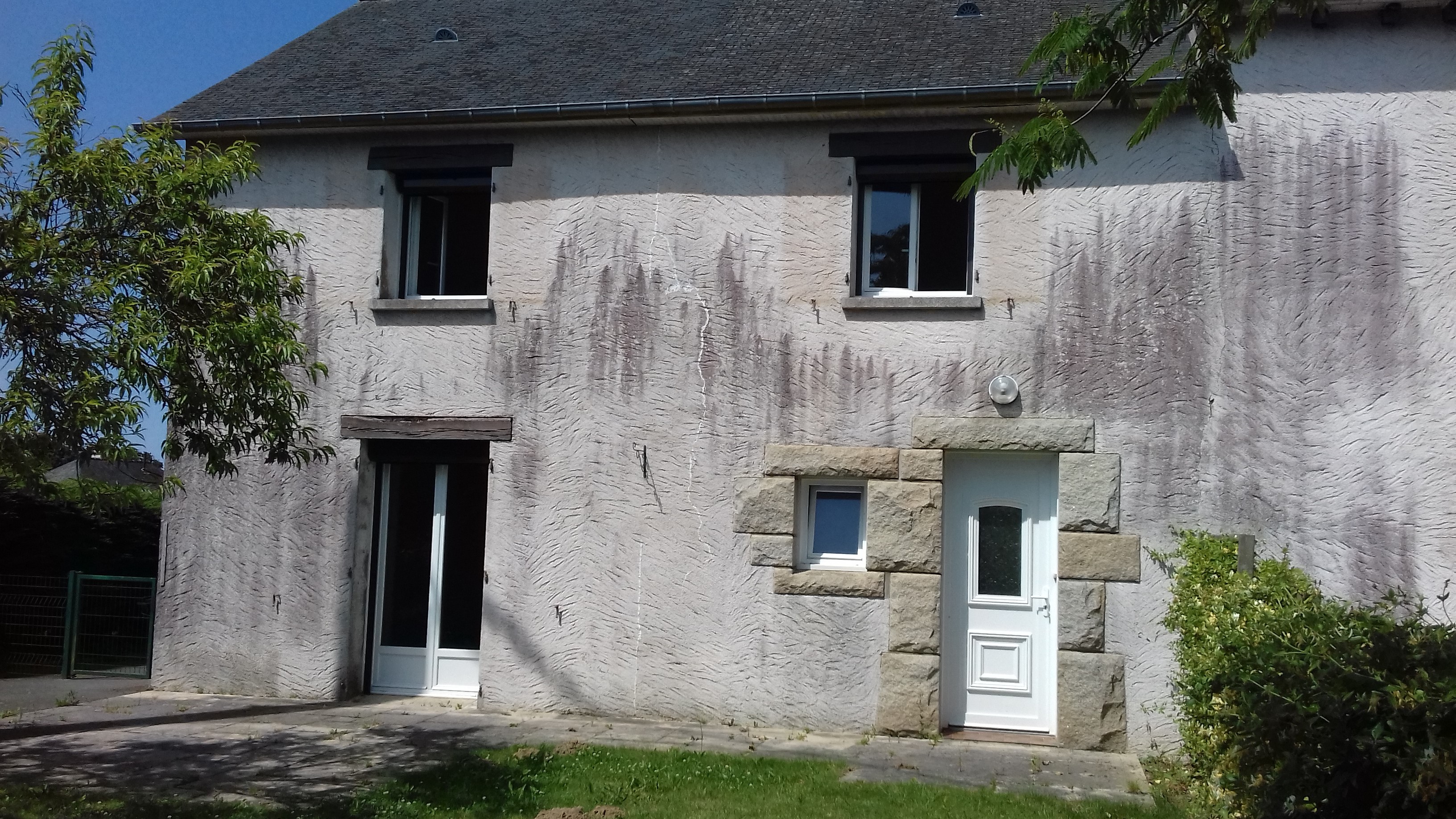 A LOUER - SAINT PERN - Maison T4 d'environ 84m²