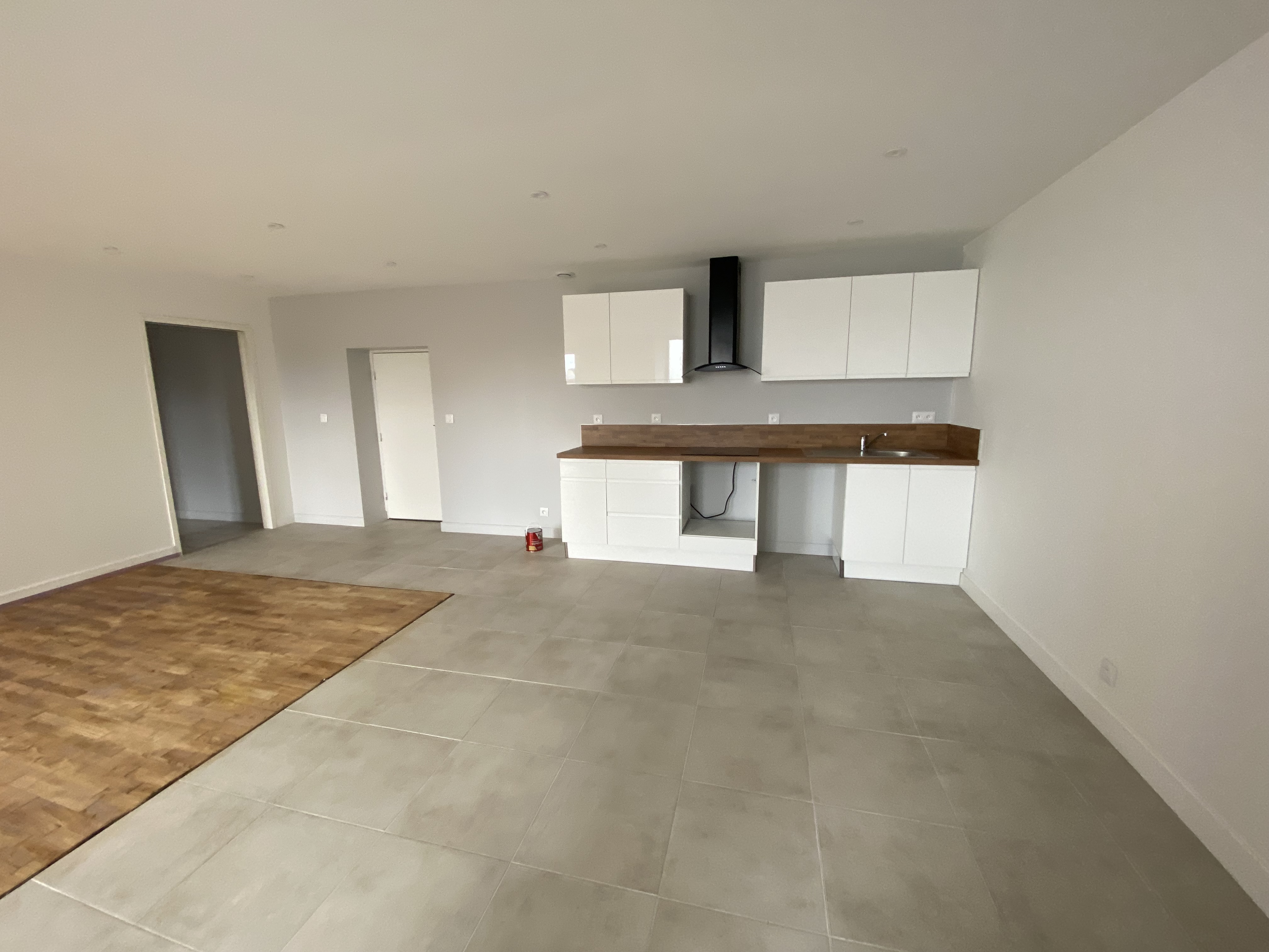 A LOUER - Maison T3 Mitoyenne de 80 m² - MONTAUBAN-DE-BRETAGNE
